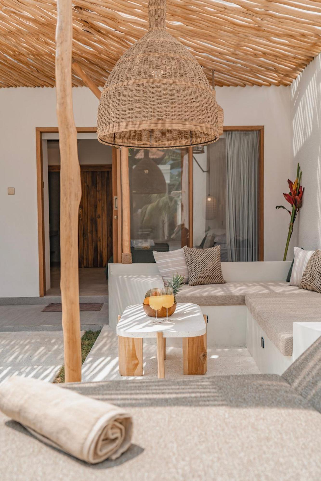 Aestetika Villa Sanur - 3-Min Walk To Beach Bagian luar foto