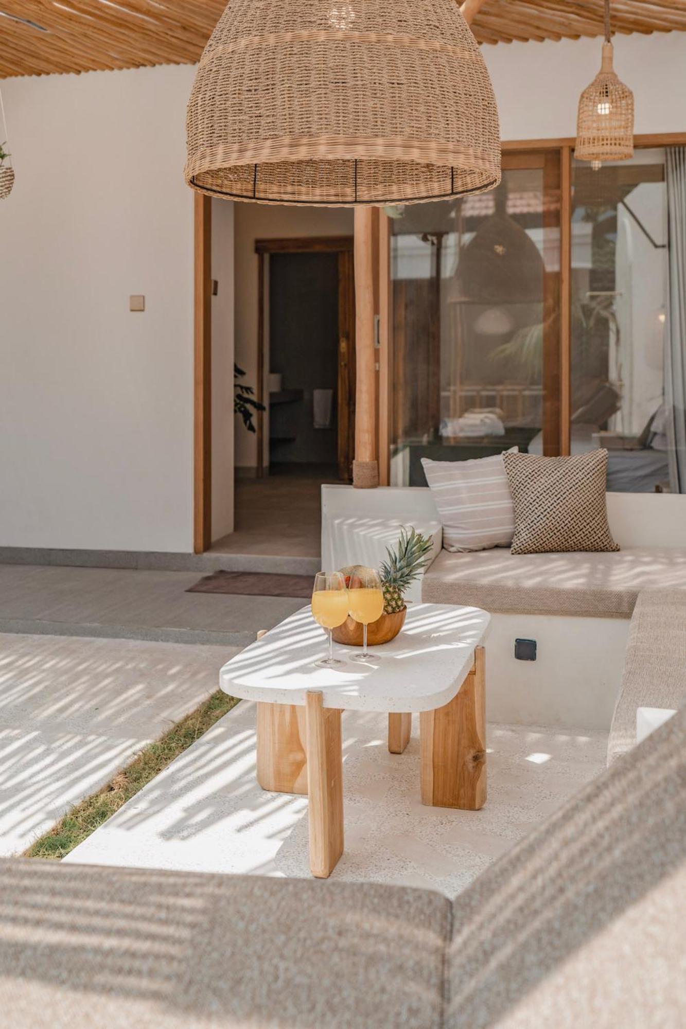Aestetika Villa Sanur - 3-Min Walk To Beach Bagian luar foto